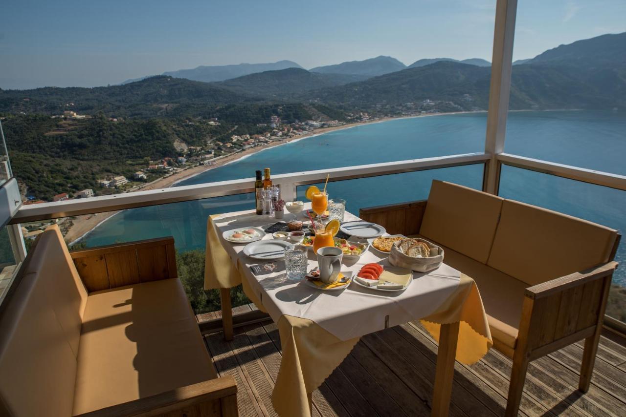 Porto Timoni Bed & Breakfast Afión Eksteriør bilde